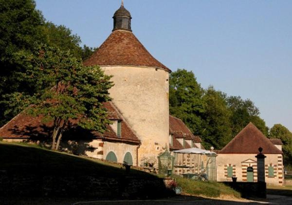 Chateau De Beaujeu Sens-Beaujeu Экстерьер фото